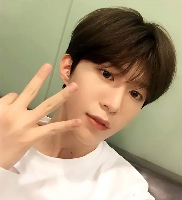 TVB|眨眼女星被暗算？屈楚萧截胡范丞丞？王祖蓝从TVB离职？