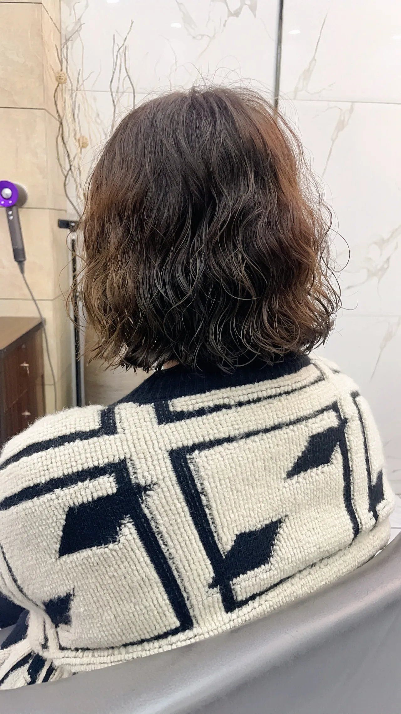 最美发型 天冷了，是该换换发型了，17款最美发型送给你