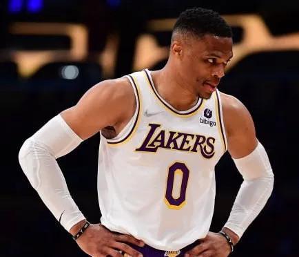 NBA早报:记者称威少将步马布里后尘,爵士大交易后三赢