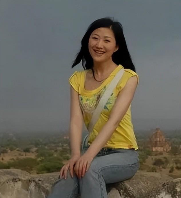 杨蕾|知名主持人杨蕾，从小性格要强，逐渐打响名气