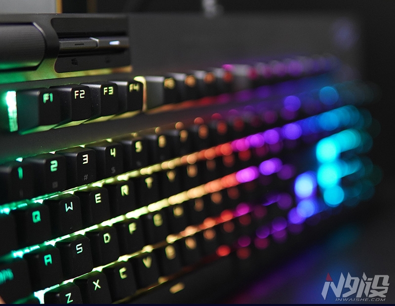 机械键盘|无愧旗舰之名 ROG耀光2幻机械键盘体验