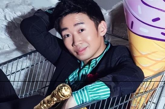 杨迪|杨迪从综艺宠儿，到如今元宵节晚会弃子，分手事件口碑持续发酵！