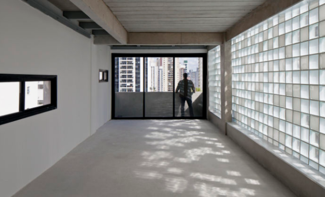 瓷砖贴墙早过时了!用这种砖采光、隔音都超棒!小户型最爱