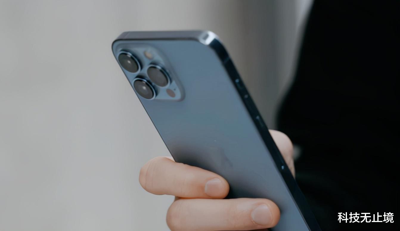 ios15|买不起贵的就买千元机，目前这4部千元手机最值得买，好看又能打