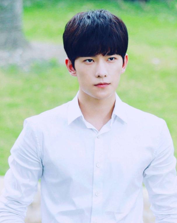 杨洋|杨洋和角色各火各的，成新一届喜剧人，是因为本来就很好笑？