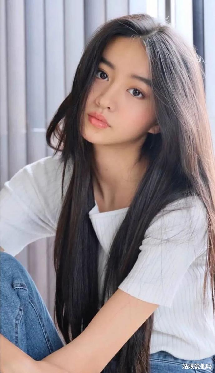 莫妮卡·贝鲁奇|全世界都在等着她长大，结果...就这？？？