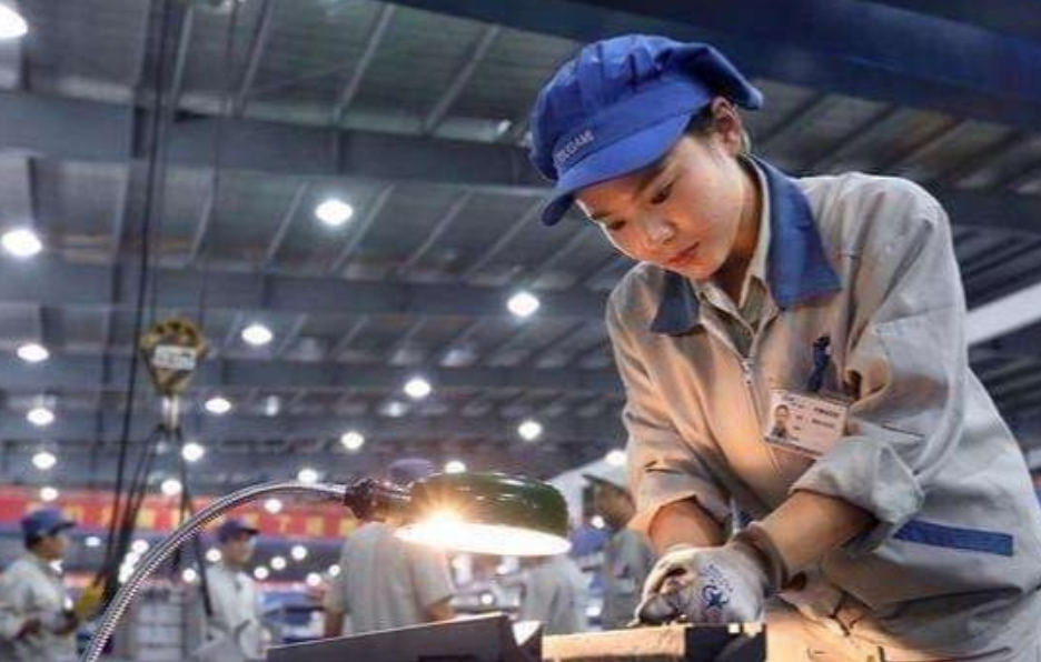 用工荒|“开工潮”变“用工荒”？月薪8000无人应聘？内行称全是套路