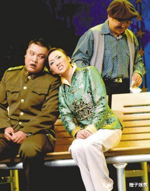 贾冰|贾冰能上2022年春晚吗？从军人到喜剧巨星，他的成功秘籍是什么？