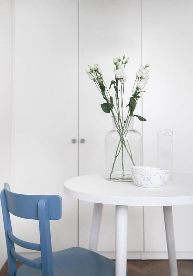 面积23平的公寓,拼色与花墙,每个角落都美,是年轻人喜欢的样子