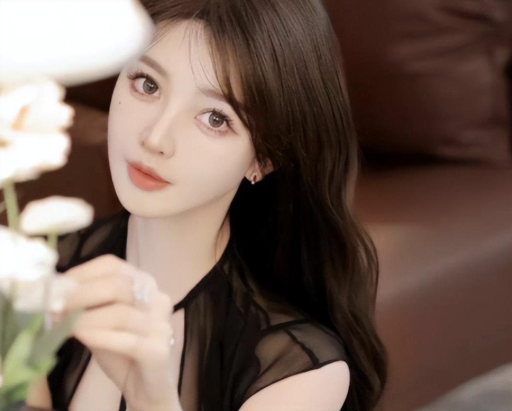 黄晓明|黄晓明回应私生子传闻,间接坐实与叶珂恋情,女方因心虚关闭账号