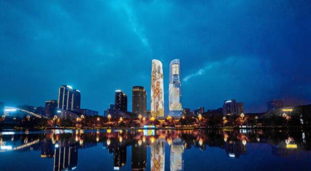得意地笑,京昆高速复线成都至绵阳段来了,当地百姓有福啊