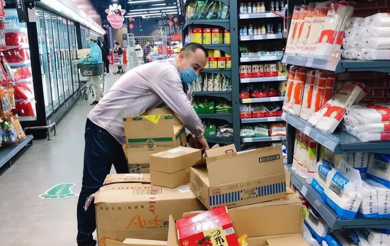 求职|为啥超市月薪2000多，却没有人想离职？内部员工道出真相