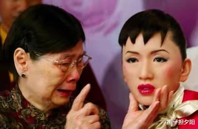 徐婷|娱乐圈“樊胜美”，1人养8人，26岁全身溃烂离世，徐婷经历了什么