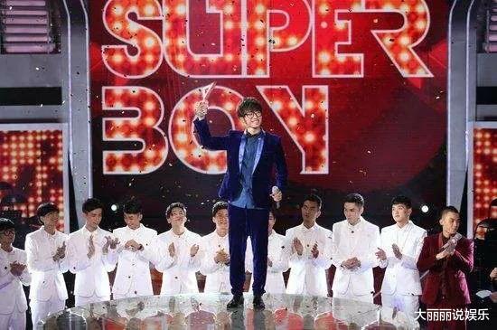 明星 那些出道前后大变脸的明星，最后一位堪称“换人”