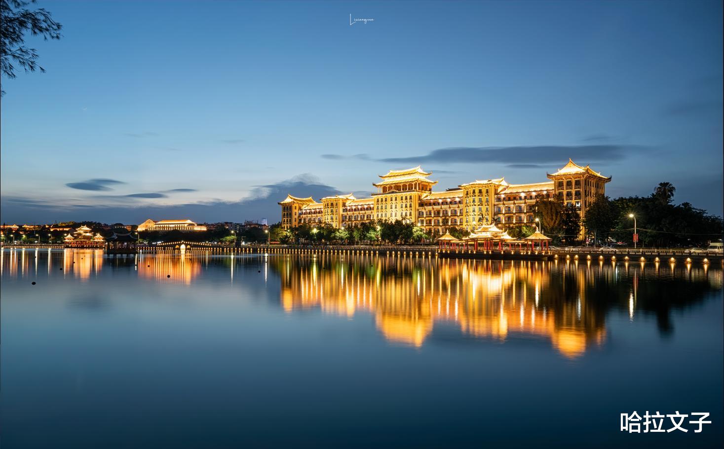 新手小白如何把一张风景照片,快速变成素描效果呢?