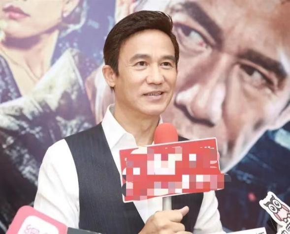 王刚|老来得子的11位明星:一把年纪还要赚奶粉钱,最大与孩子相差81岁