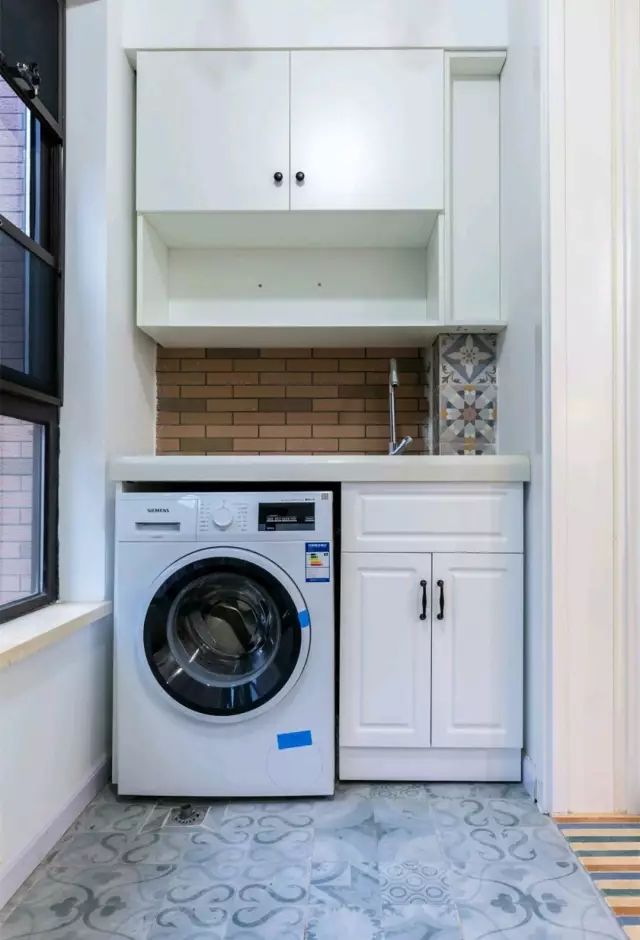 93㎡北欧风,洗衣机+收纳柜统统都可以放阳台,非常实用!