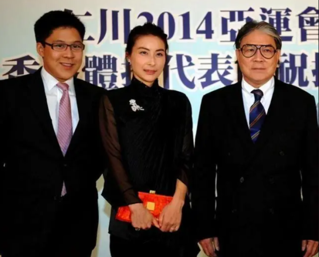 郭晶晶|郭晶晶41岁生日!奥运会送祝福,生涯狂拦77冠,为霍家生下1儿2女