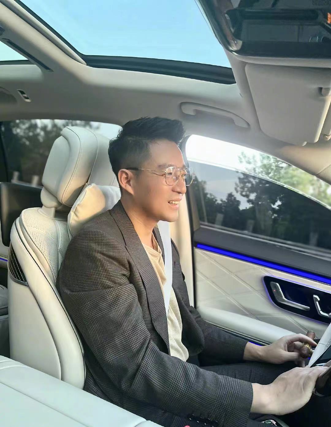 大S|大S妈妈崩溃大哭后，汪小菲删除“爆料大S服用违禁药物”的微博