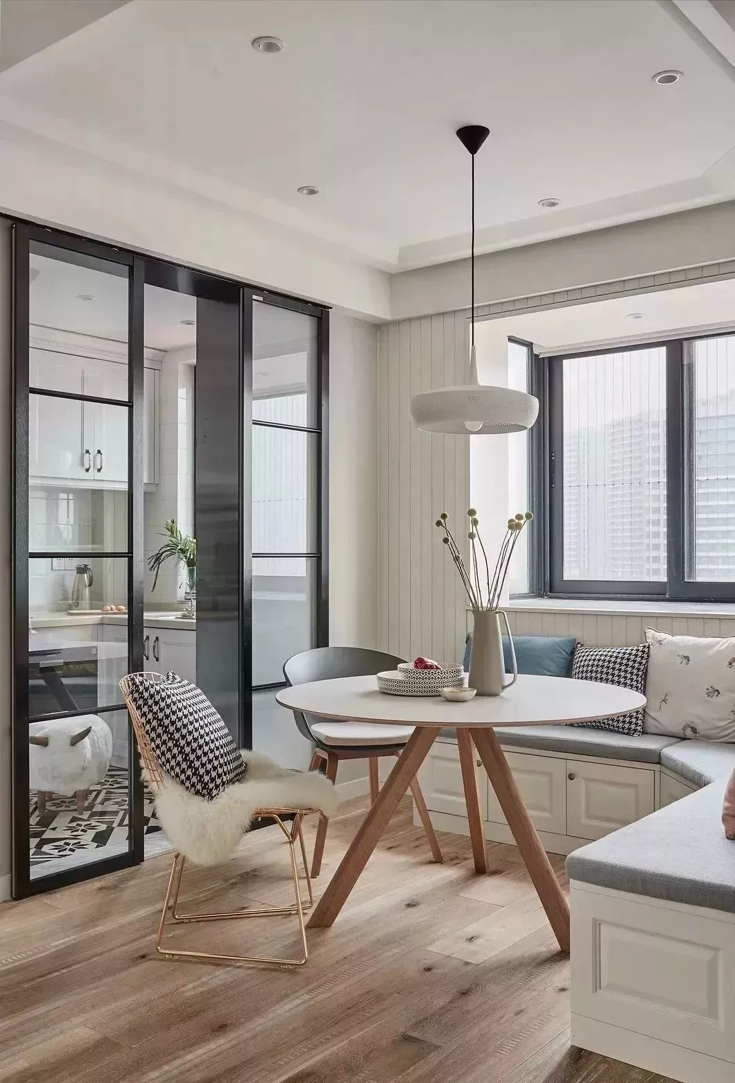 小小屋装修网推荐|推拉门如何装？时下流行的3款设计