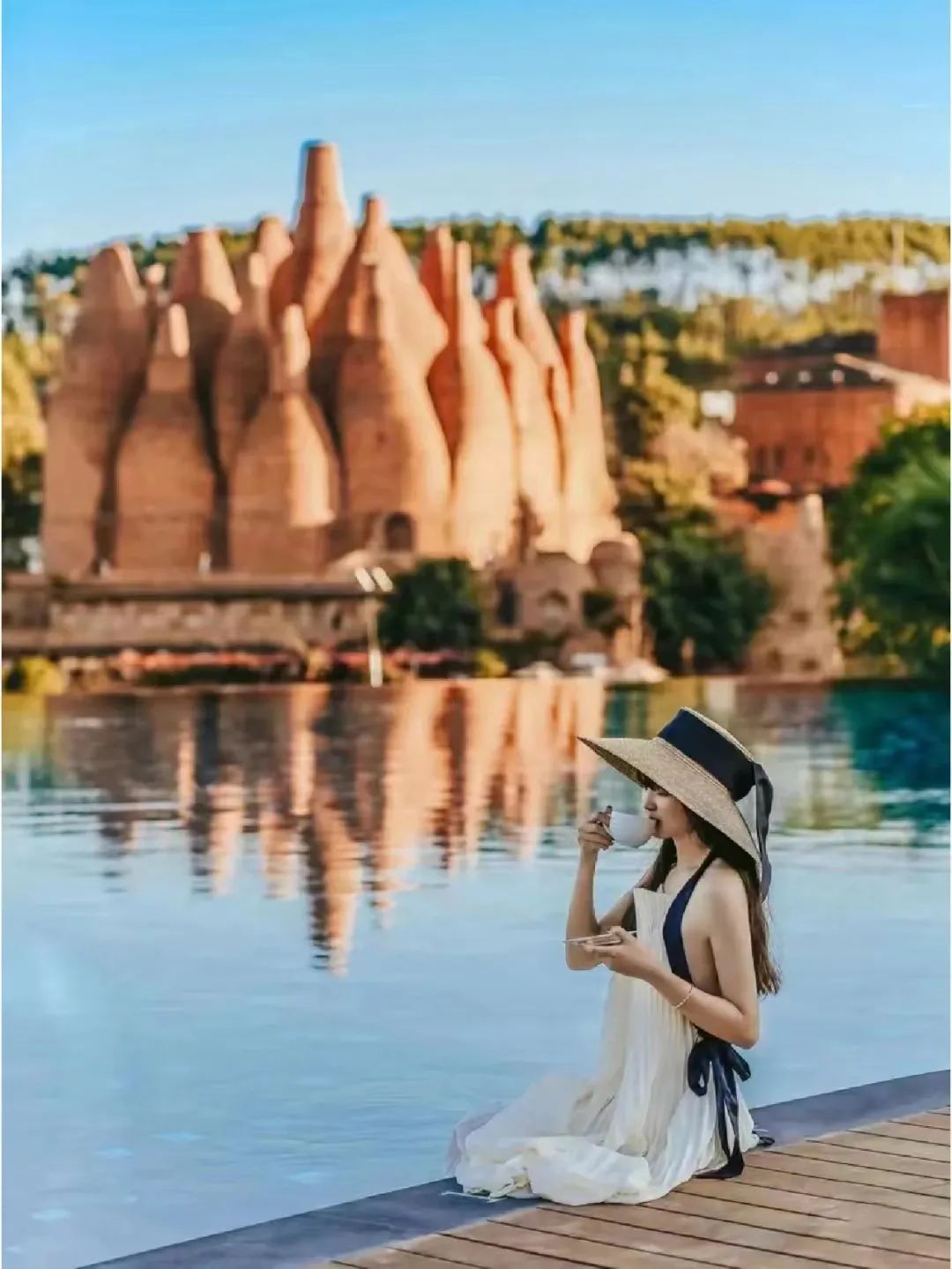 无量山|挖到一座20℃的避世小城，人均30畅泡温泉，一秒穿越摩洛哥，秋冬躺平正合适！