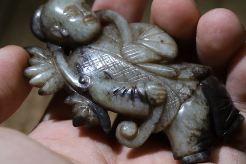 |和田玉“提油 持莲童子