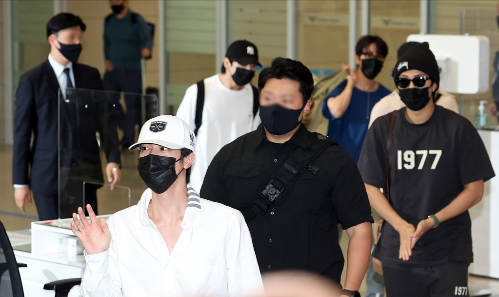 约瑟夫·拜登|拜登见防弹少年团 ，这家中文名媒竟狂赞：韩流威武！ 遭网友痛批