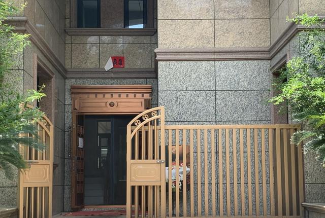 别墅|有钱任性?数十栋“东湖别墅”空置近10年,无人入住!