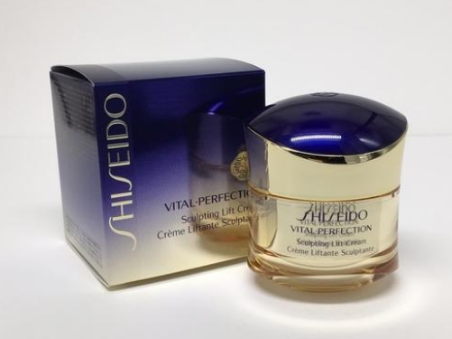 发型 不差钱的女人，面霜就看这五款！实打实抗老紧致，淡化细纹是标配