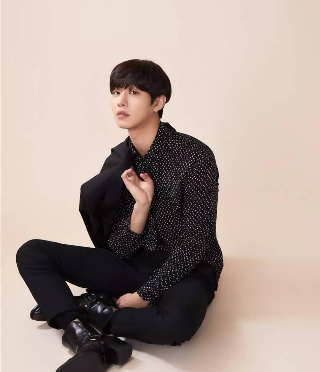 南柱赫|南韩四大流量：李钟硕、李敏镐已成历史，被南柱赫、宋江所取代？