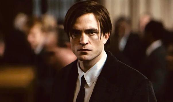 新蝙蝠侠|《新蝙蝠侠》首周票房15.7亿，略高于《水门桥》，挺进年度前三