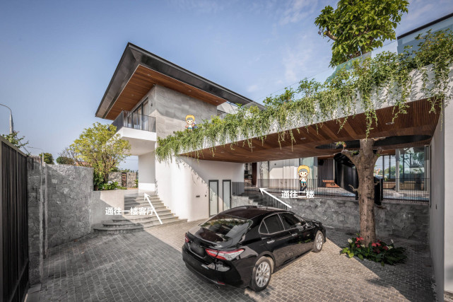 这栋750㎡豪宅，让我见识到了养老房的“天花板”，自建小型公园