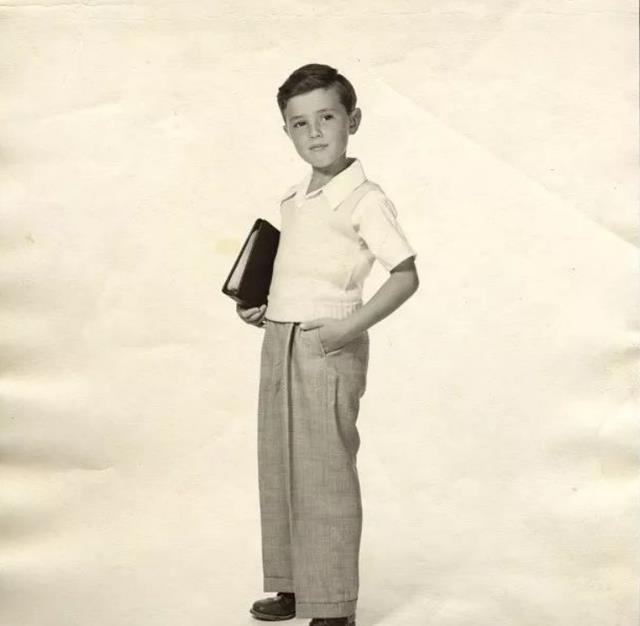 安迪·沃霍尔|美国变性女星坎迪:引领美国变装文化,29岁为活出自我付出生命