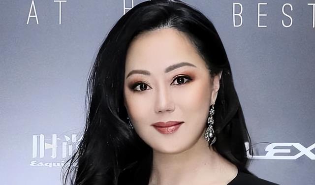 温兆伦|“败家名媛”章小蕙：买垮两位亿万老公，负债2.5亿终逆袭成女王