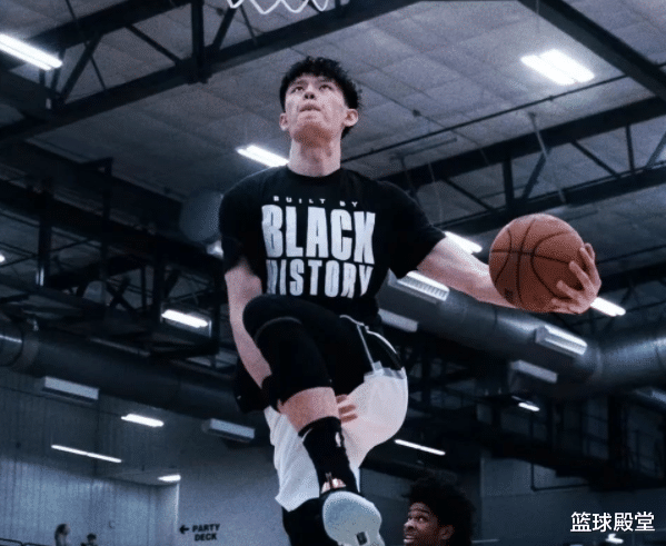 球探|曾凡博球探报告公布！给出多点建议，坚信他能入选NBA！