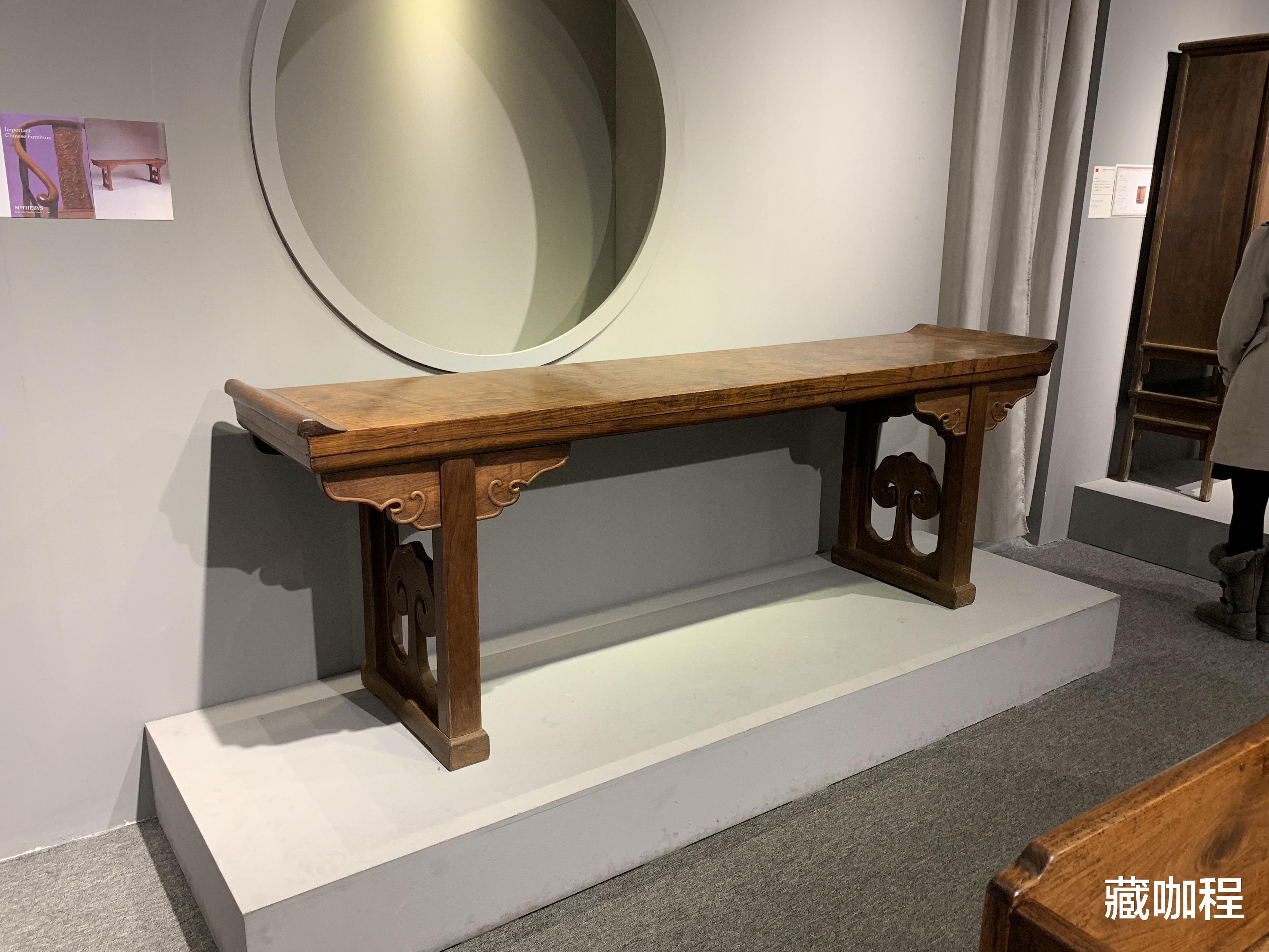 |纽约春拍第一重器,黄花梨独板翘头案长三米一