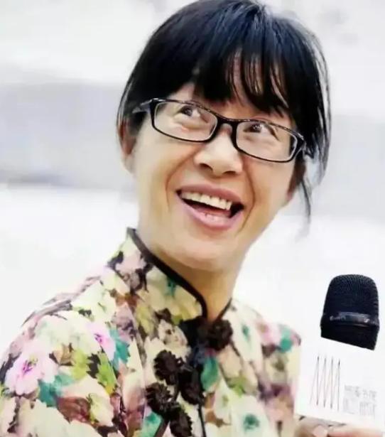 余秀华|余秀华求爱不得？晒表白信暗讽自己是“祸害”，自认对不起杨槠策