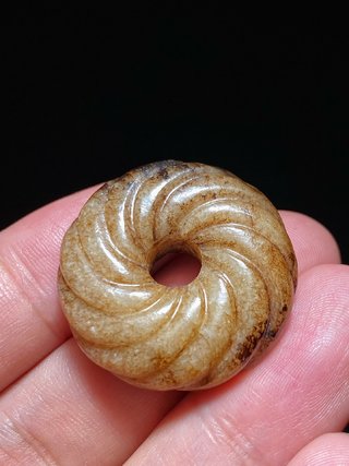 |明以前 和田玉籽料 黑沁 绞丝珮 挂件