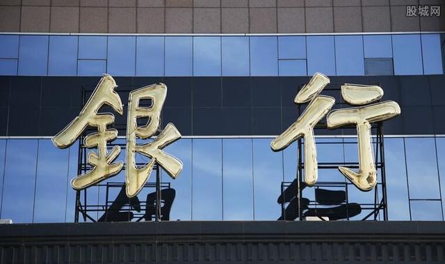 陈瑾|王小利曾接私活演出,赵本山大怒:我罚你10万块,你可有意见?