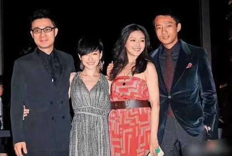 小S|小S首次回应大S事件！面对网友吐槽自己婚姻的卑微直言：过奖了？