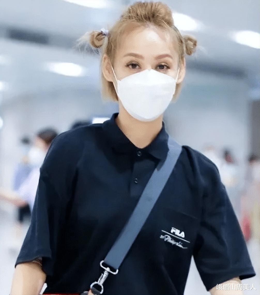 高马尾 建议中年女人:烫染发最好谨记这“3不要”,否则显老还拉低气质