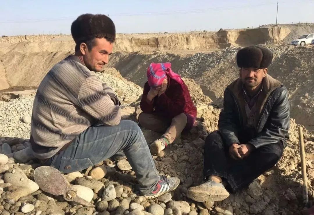 新疆维吾尔自治区|玉石利益链，谁赚的钱最多？