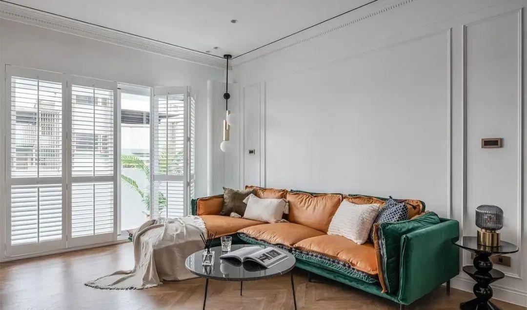 地板选错颜色,直接影响了全屋的审美,何必在这上面踩坑浪费钱