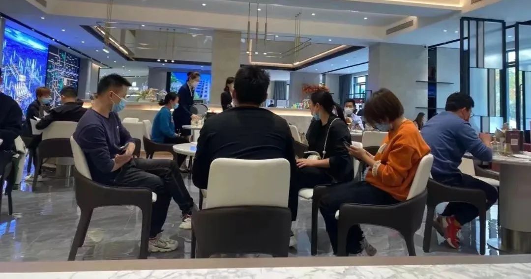 |年薪20萬+也有煩惱？高新“售姐”的喜與憂