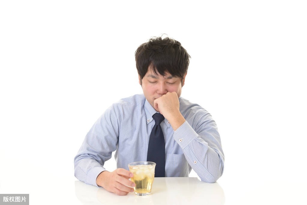 姐姐患了癌症,弟弟偷偷拿给姐姐二十万,弟弟家里闹得鸡飞狗跳