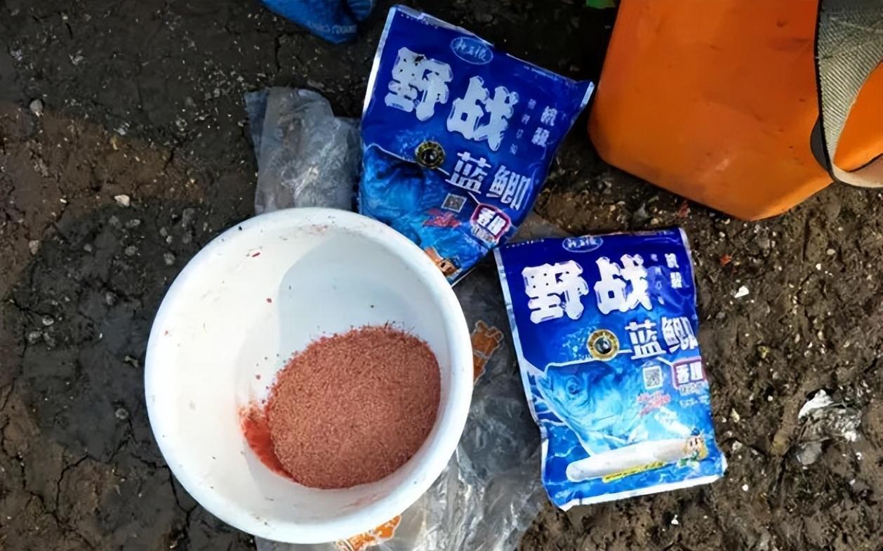饵料|老钓鱼人说的“老三样”，野钓真的好用吗？