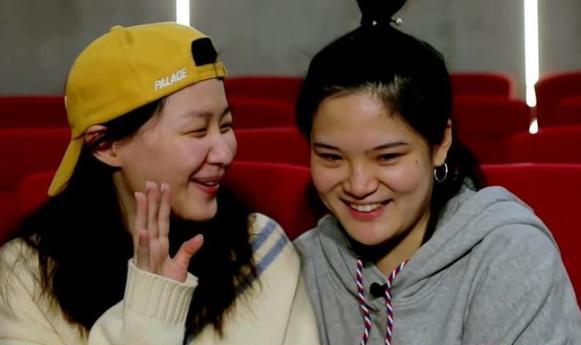 金靖|喜剧演员金靖,春晚一夜成名后,事业却走向“下坡路”