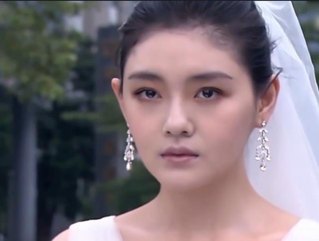 大S|大S被问:汪小菲每月给多少抚养费?大S下意识的回答让人感到心酸