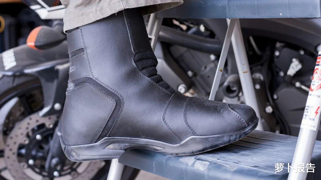 手套 提升颜值最快方法！一套摩托“皮肤”搞定