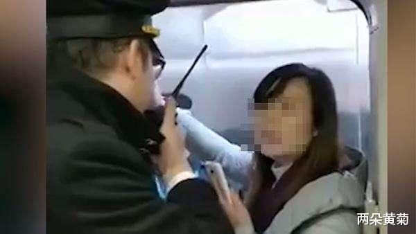 “我老公死在动车上,铁路局没有安全将他送至成都东站,必须赔偿我们!”